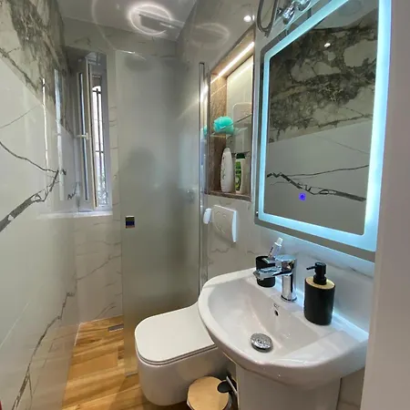 Keli S * تيرانا